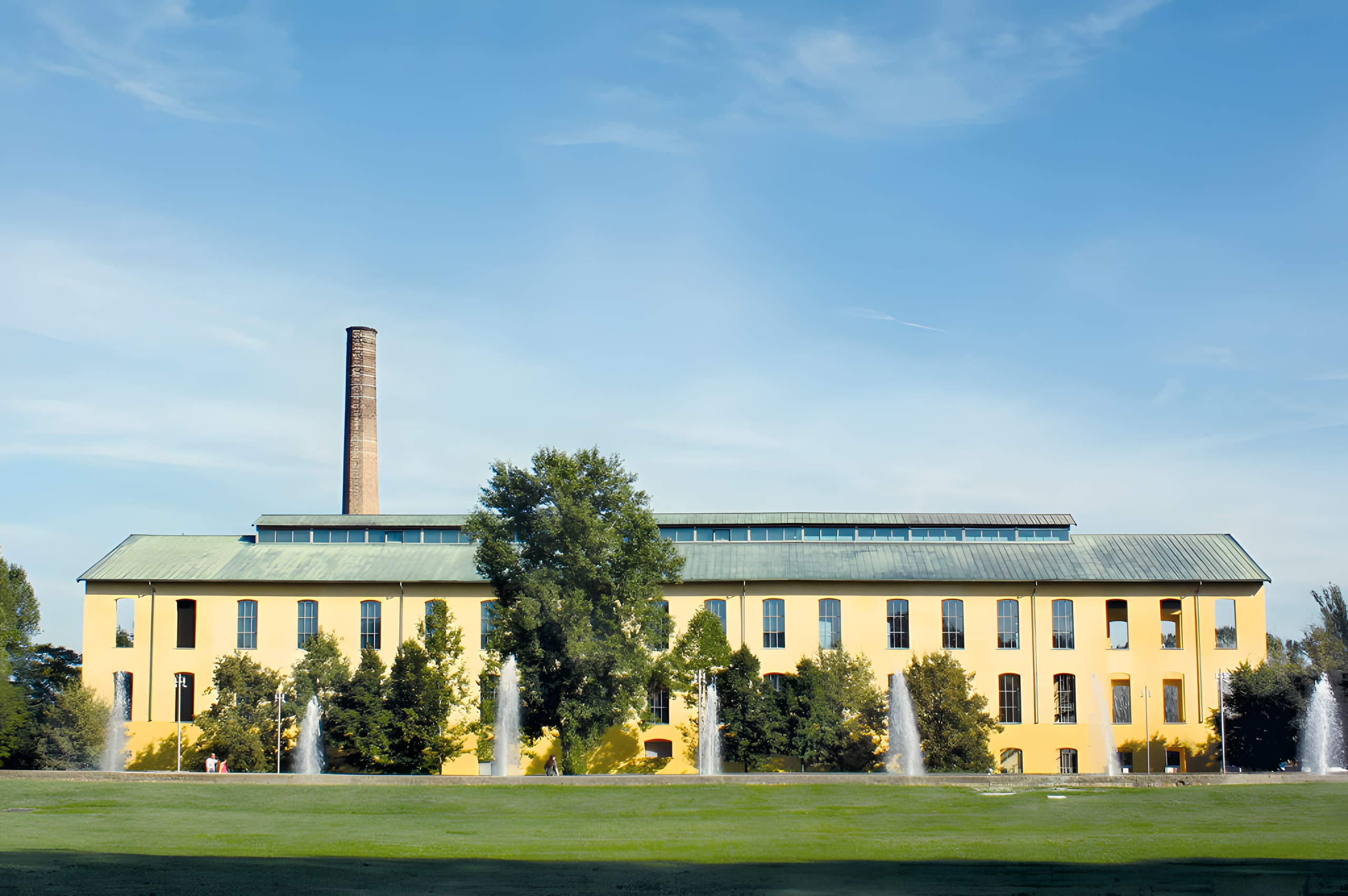 Auditorium Paganini, spazi esterni nel parco &mdash; vista 3